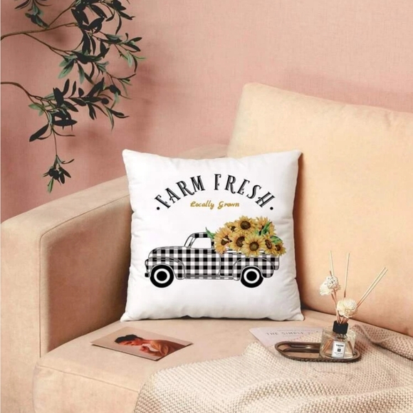 New!  Print Pillow Cover BTQ - Picture 4 of 5